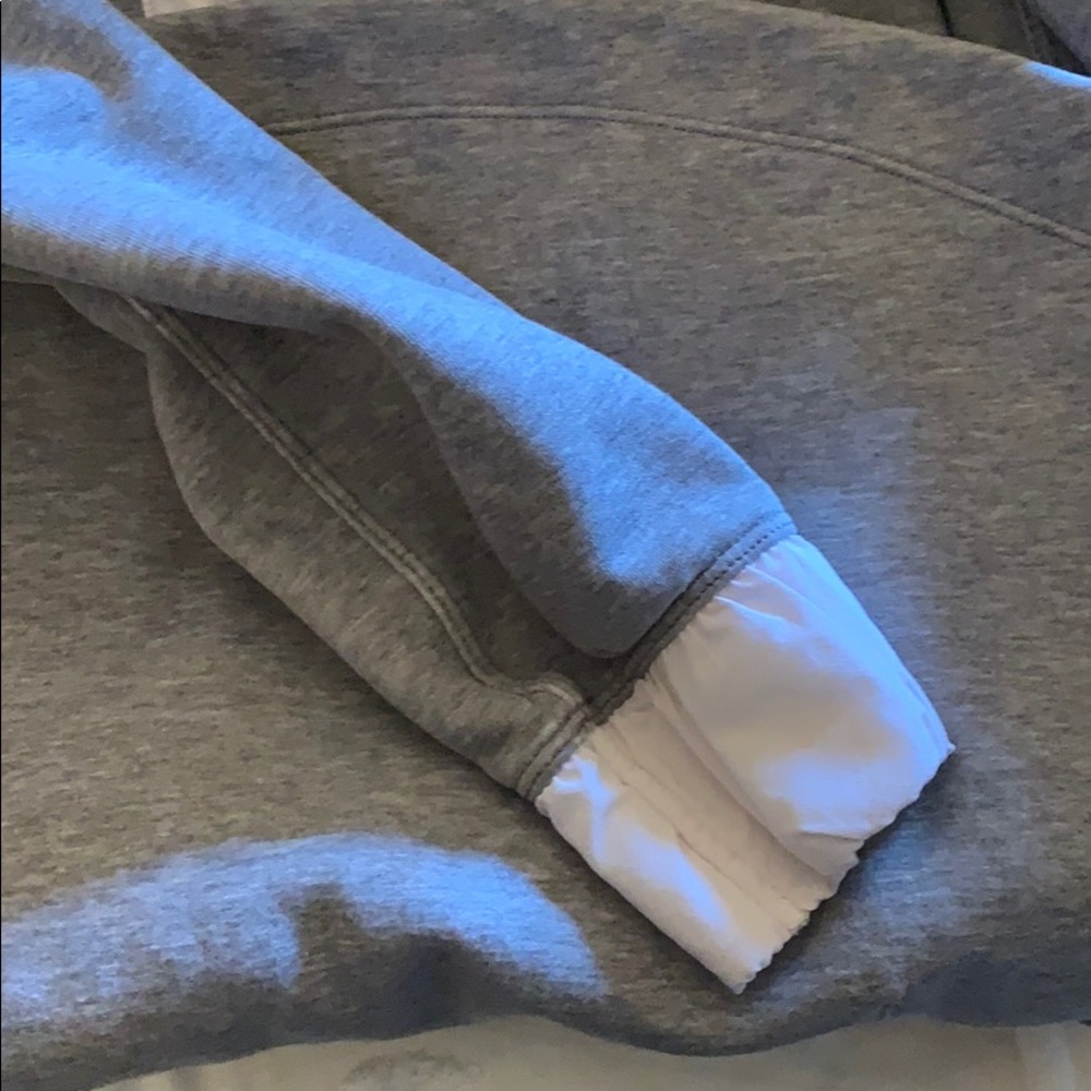 Lululemon jacket - Picture 6 of 6